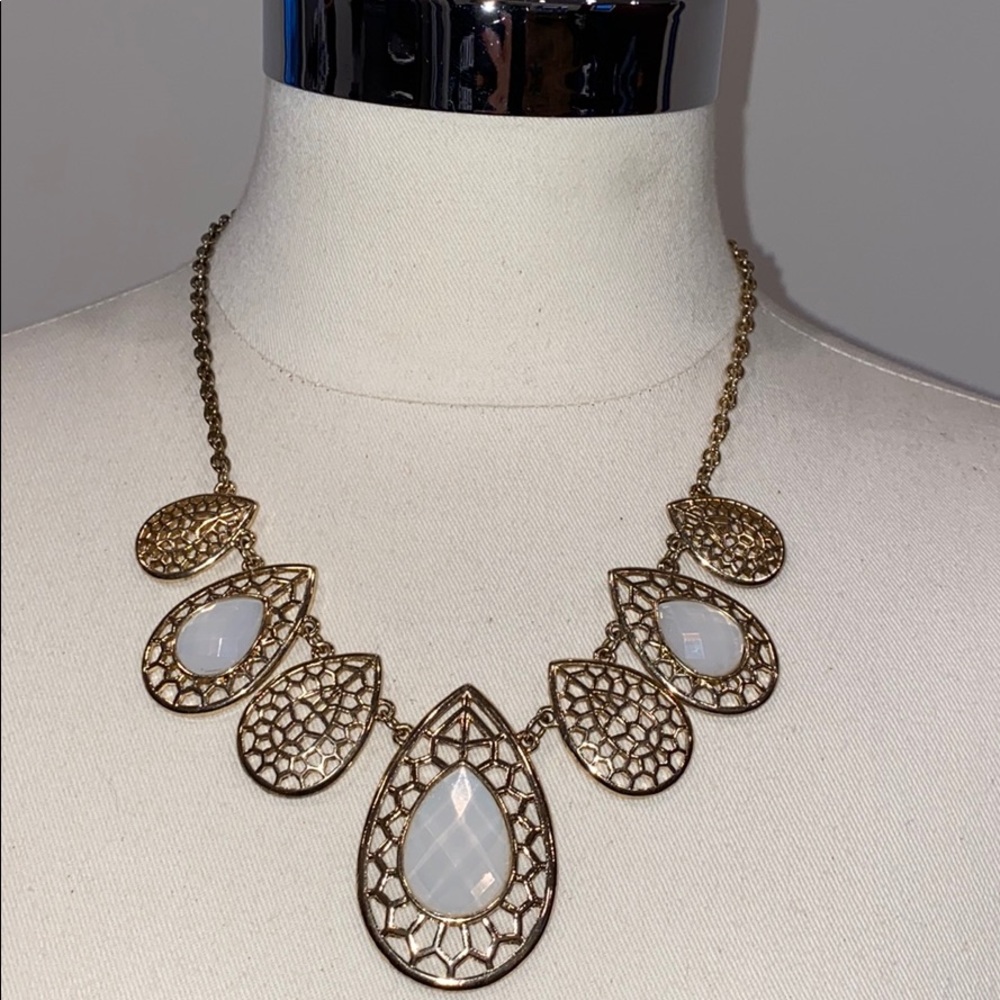 Statement necklace
